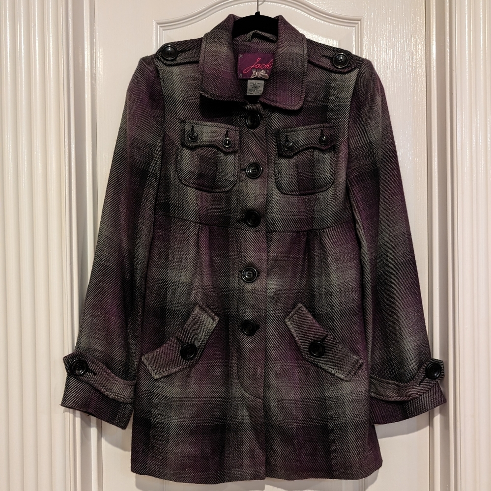 Women Coat/Jacket